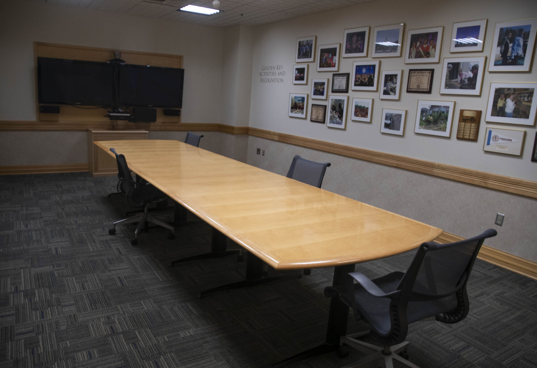 HUB, conference room